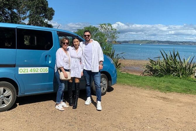 1.5h Waiheke Guided Scenic Tour in our Electric Van - Meeting at Matiatia Wharf and the simple start/end plan