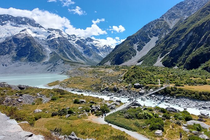 12 Day New Zealand Private Tour from Auckland to Queenstown - Aoraki/Mt. Cook by road and helicopter, then into Queenstown