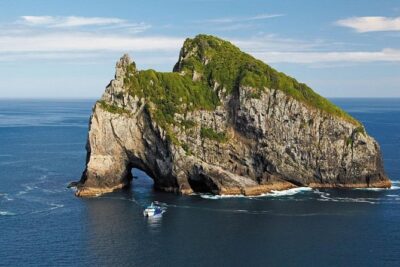 3-Day Bay of Islands Tour from Auckland - Day 1: Paihia arrival, Russell sightseeing, and settling into the Bay