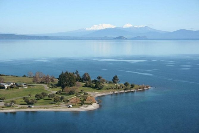 3-Day Hobbiton, Rotorua, Whakarewarewa, and Waitomo Tour - Key things you’ll notice fast
