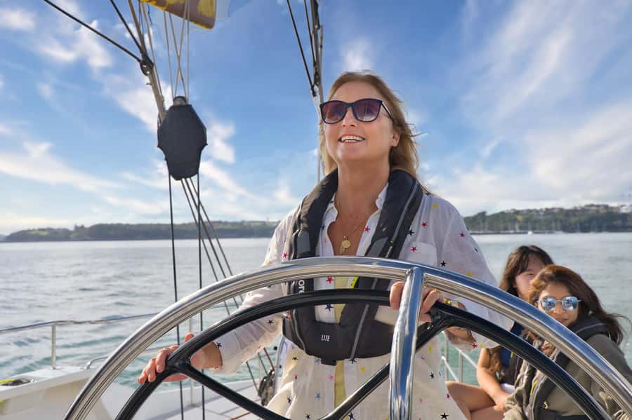 America’s Cup 2-Hour Sailing Experience Waitemata Harbour - The boarding moment: safety briefing and the gear you actually need