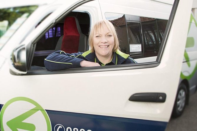 Arrival Transfer: Auckland Airport to Auckland Central City Centre - Finding the van at Auckland Airport: meeting point tips that save stress