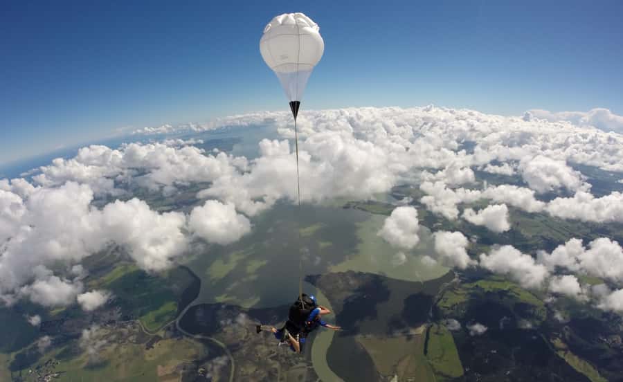 Auckland: 13000, 16000, or 18000-Foot Tandem Skydive - The Scenic Flight Over Auckland Before You Jump