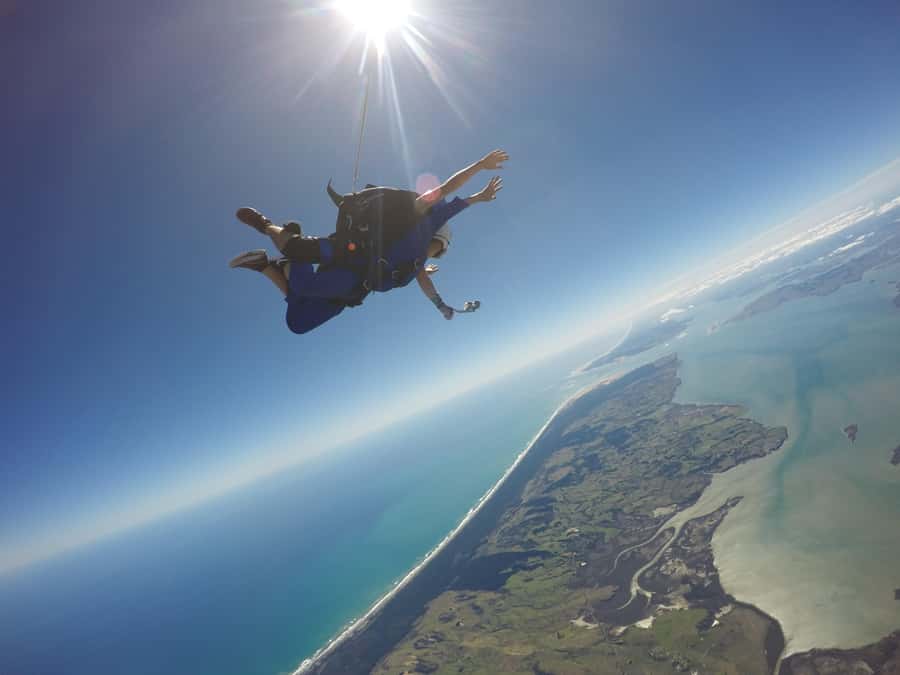 Auckland: 13000, 16000, or 18000-Foot Tandem Skydive - Photo and Video: Worth It or Optional Proof?