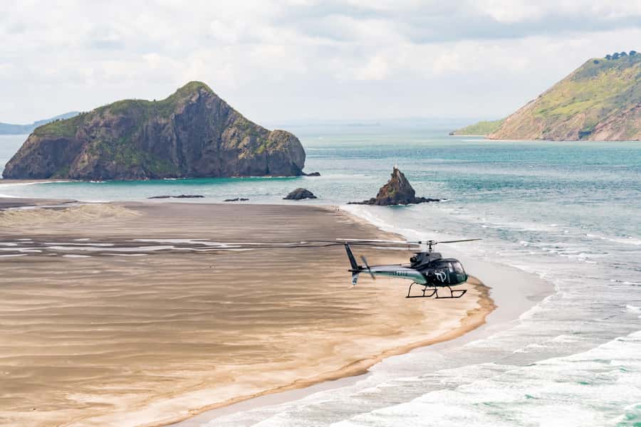 Auckland: 36 min scenic helicopter flight - Coast to Coast - Key points that make this Auckland helicopter flight worth your time