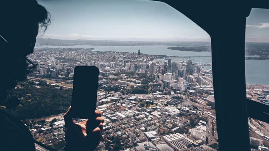 Auckland: 36 min scenic helicopter flight - Coast to Coast - Who should book this helicopter flight (and who might skip it)