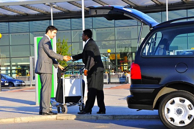 Auckland Airport Private Transfer - Meet-and-Greet After Customs: The Part That Saves Your Energy