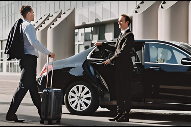Auckland Airport Private Transfers with child car seats - Price and value for groups up to 3