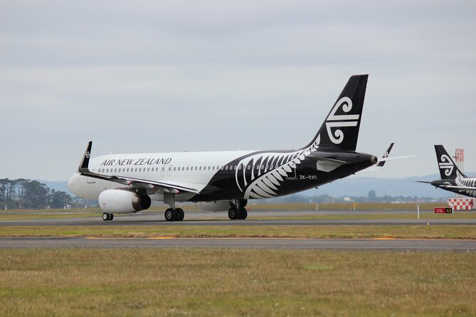 Auckland Airport Private Transfers with child car seats - Meeting points that save you time (airport, hotel, or cruise terminal)