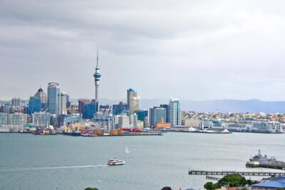 Auckland City Highlights, Afternoon Piha Beach & Rainforest Tour - Morning City Highlights: Queen Street to Mount Victoria views