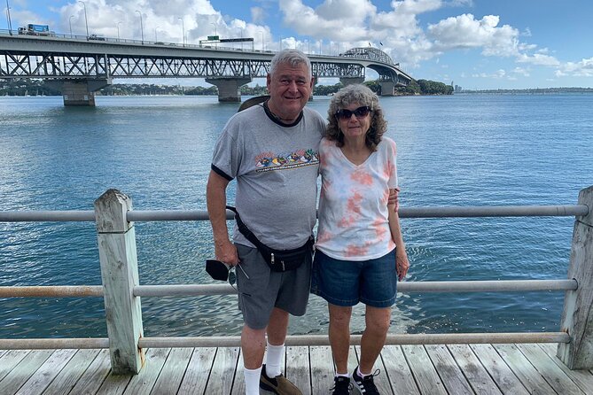 Auckland City Tour — One Day The Ultimate Auckland Experience - Entering Auckland in one day: the small-group pace and pickup reality