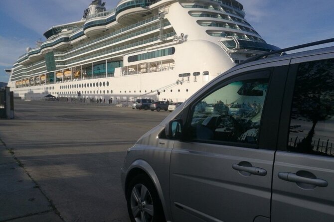 Auckland Downtown Hotel Transfers to/from Cruise Ship in Minivan - Auckland hotel to cruise ship, solved with a 15-minute plan