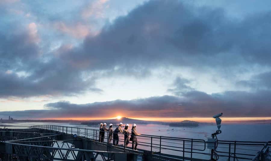 Auckland Harbor Bridge: Bridge Climb - Getting there: Sky Tower transfers or Westhaven Marina