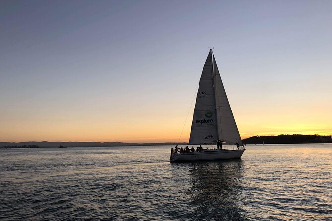 Auckland Harbour Sailboat Cruise Including Three Course Dinner - What Makes the 3-Course Dinner Work on a Moving Yacht