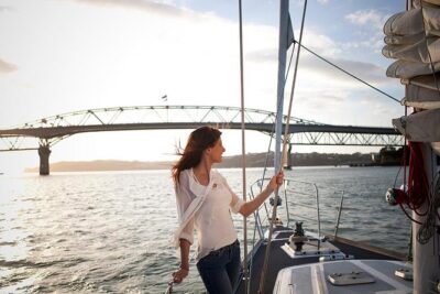 Auckland Harbour Sailing Experience - Boarding at Viaduct Harbour: The First Easy Steps