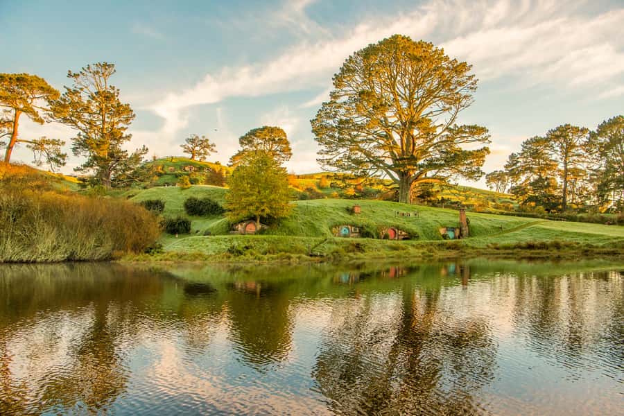 Auckland: Hobbiton Movie Set Day Trip with Festive Lunch - Green Dragon Inn Drink: The Refresh Stop That Doesn’t Feel Like an Afterthought