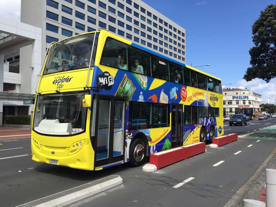 Auckland: Hop-On Hop-Off Explorer Bus Ticket - Red Inner Tour: Downtown Icons to SEA LIFE Kelly Tarlton’s