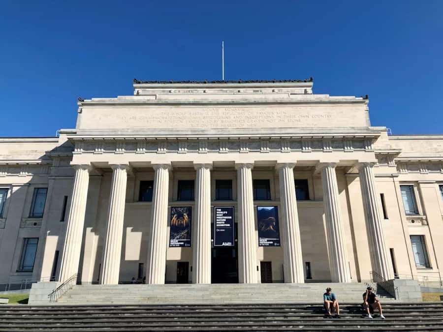 Auckland: Private Walking Tour with a Local - Enter Auckland with a Local Lokafyer, Not a Generic Script