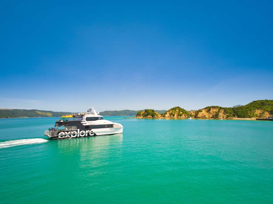 Auckland: Rotoroa Island and Man O'War Vineyard Combo Tour - Checking in at Explore Group and why those timing windows matter