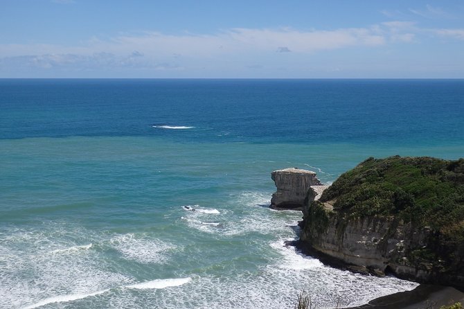 Auckland Scenic Day Tour Full-Day- 8 HOURS - North Head and Achilles Point: tunnels, coast air, and big views