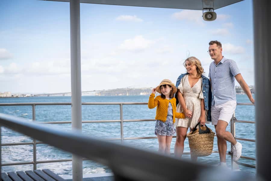 Auckland: Scenic Harbour Sightseeing Cruise - From Quay Street to Waitematā Harbour: where the cruise starts