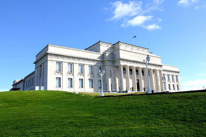 Auckland Sights Exclusive 8 Hour Luxury Day Tour - Key Points You’ll Feel Right Away