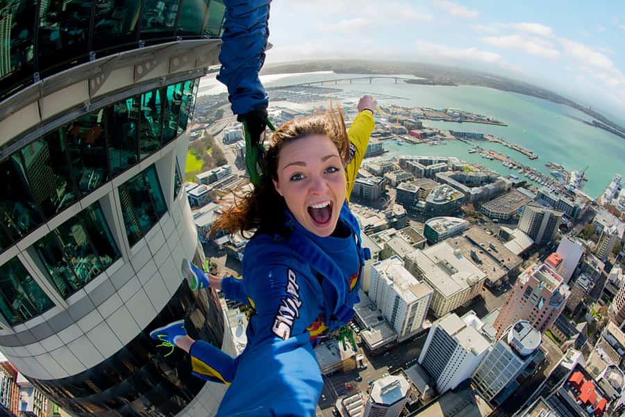 Auckland: SkyJump with Sky Tower Entry Ticket - Key reasons people love this SkyJump