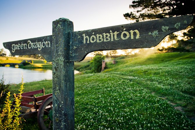 Auckland to Waitomo Caves and Hobbiton Movie Set Private Tour - Key points to know before you go
