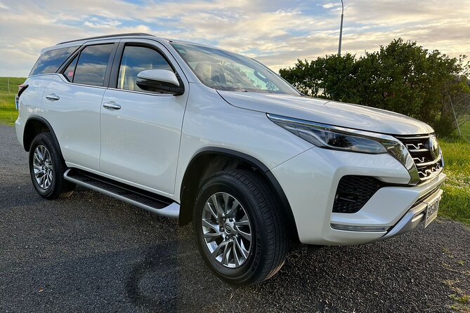 Direct & Quick Auckland Airport Transfer to/from Hotel in SUV - The SUV ride: Wi‑Fi, chargers, water, and the comfort you notice after landing
