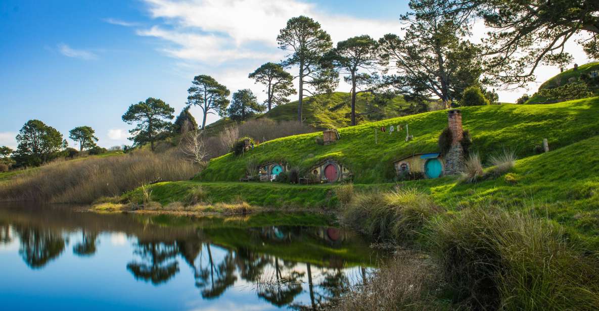 From Auckland: Hobbiton Movie Set Full-Day Small-Group Trip - Small details that make the day feel good