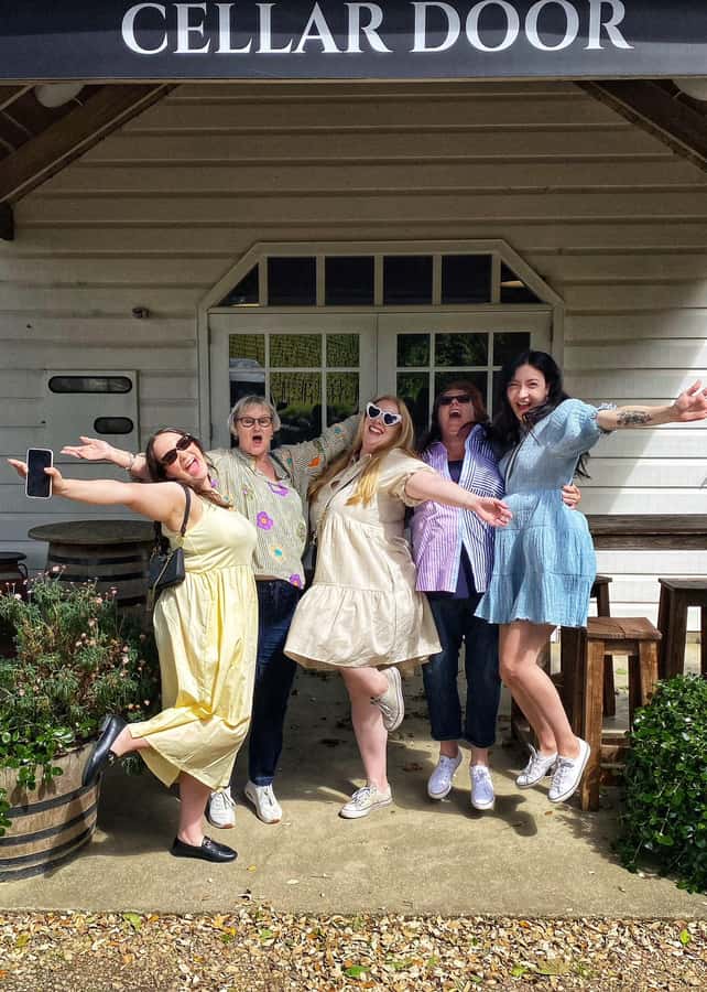 From Auckland: Waiheke Island Wineries' Tour - Small-Group Touring on the Van: How the Day Stays Relaxed