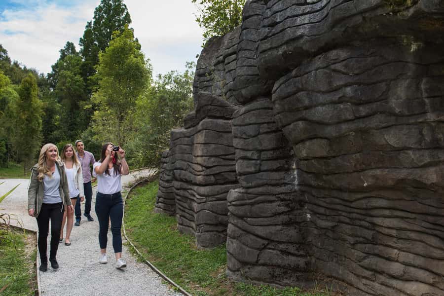 From Auckland: Waitomo Glowworm and Ruakuri Caves Day Tour - Key highlights to know before you go