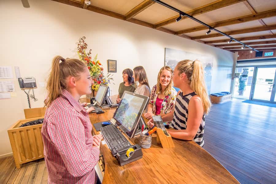 From Matamata: Guided Hobbiton Experience with Bus Transfers - Who should book this Hobbiton tour from Matamata