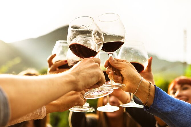 Full-Day Wine Tasting Tour in Auckland with 3-Course Vineyard Lunch - The Longer Food Stop: A 3-Course Vineyard Lunch With Drinks