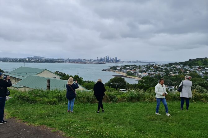 Half-day Discover Auckland City Sightseeing Tour - Ponsonby and Parnell: architecture, shopping, and the story behind the streets