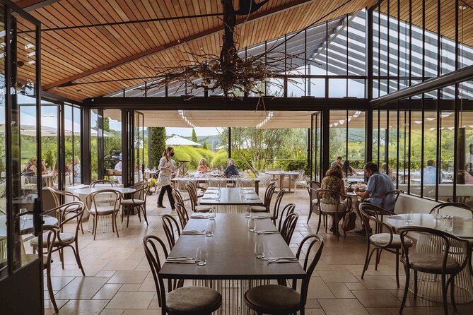 High End Sommelier Tour on Waiheke Island - What the guide adds: stories, pacing, and real personality