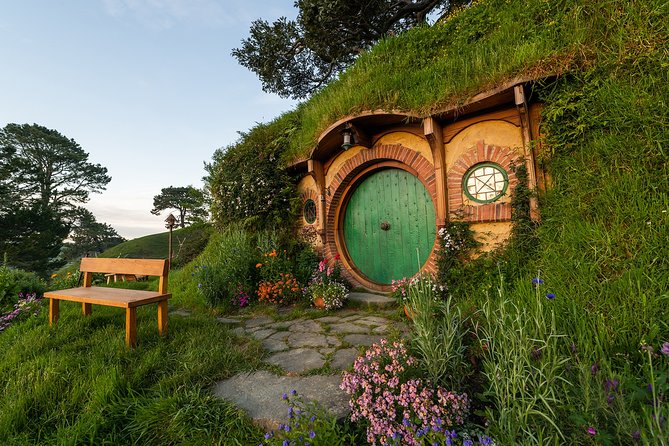 Hobbiton Movie Set Experience: Private Tour From Auckland - A door-to-door Middle-earth morning in Auckland