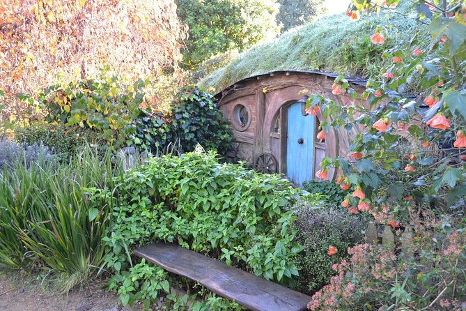 Hobbiton Movie Set Group Tour Early Access (Avoid the crowds!) - The 2-hour guided Hobbiton set walk: hobbit holes, props, and filming stories