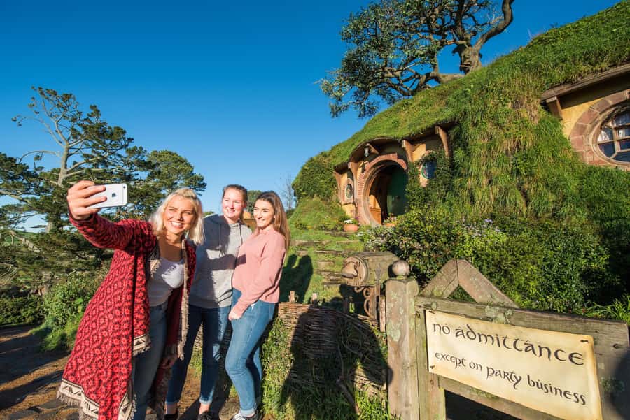 Hobbiton Movie Set: Guided Tour Ticket - Should You Book the Hobbiton Movie Set Guided Tour?