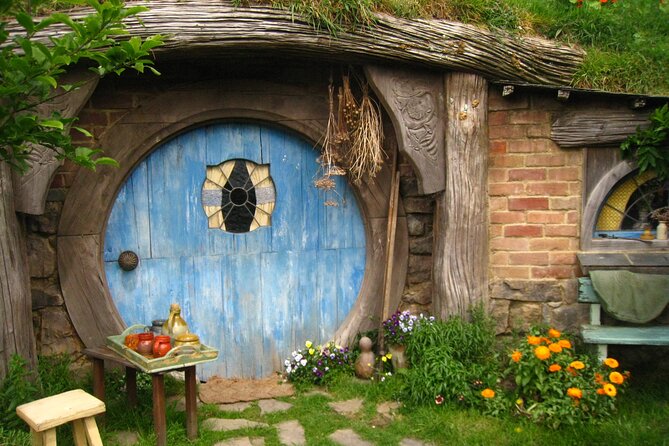 Hobbiton Movie Set Small Tour from Auckland - Beyond the Door: stepping inside Hobbit homes (select dates)