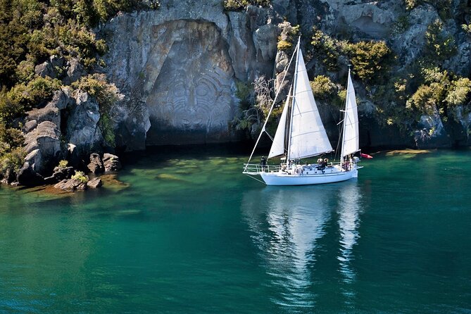 Lake Taupō Private Day Tour from Auckland to Māori Rock Carvings - Taupō first, then Mine Bay: the cruise is the heart of the day