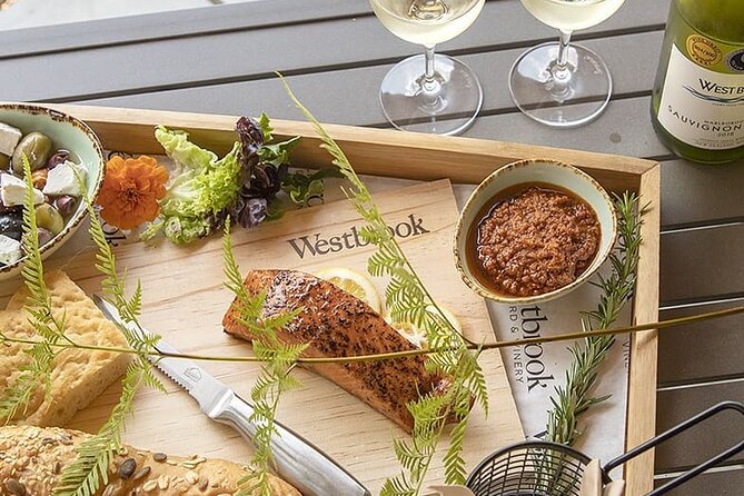 Luxury Private Auckland Wine & Beach Tour with Lunch - Muriwai Beach: Black Sand, Wind, and Cliff-Top Views