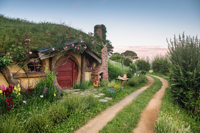 Magical Hobbiton: Small-Group Guided Tour from Auckland - Door-to-door logistics from Auckland Central