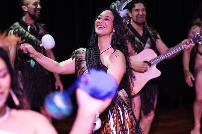 Māori Cultural Experience & Auckland Museum General Admission - Living Taonga at Auckland Museum: what this cultural program really is