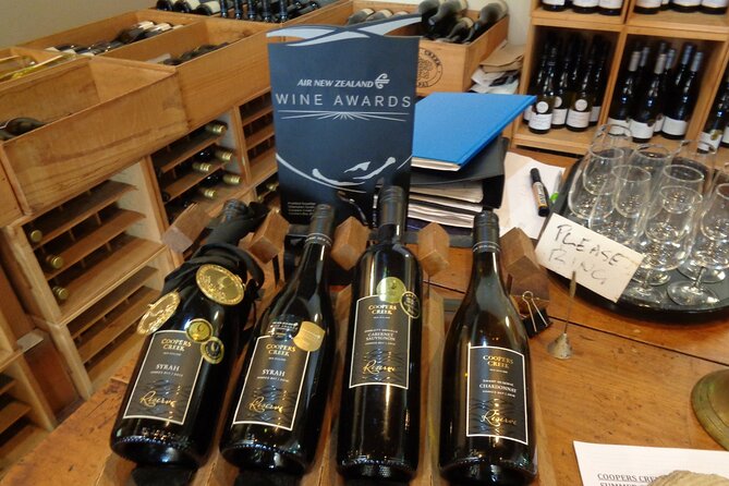 Muriwai Scenic Wine Tour from Auckland - Comparing the two wineries: what you should notice while you taste