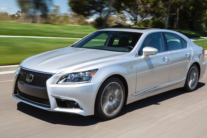Premium Private Auckland Airport Transfer – Door to Door - A private Auckland airport transfer that avoids the taxi circus
