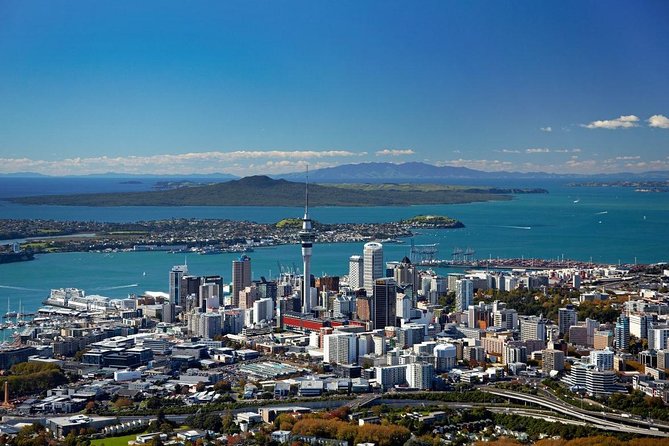 Private Auckland City Tour For Small Group in a luxury vehicle. - Stop by Stop: What You’ll See and Why It Matters