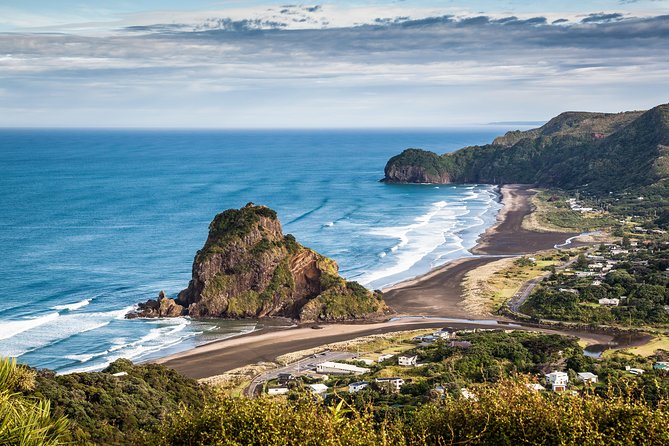 Private Auckland's West Coast - Piha/ Muriwai - Wild West Tour - Quick hits before you go