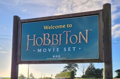 Private Hobbiton & BlueSprings & Redwood forest fromAuckland - Hobbiton Movie Set: your 3-hour guided story stop