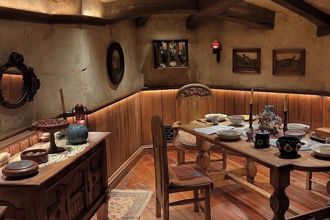 Private Hobbiton Movie Set and Rotorua Day Trip from Auckland - Hobbiton Movie Set: The Shire tour made practical
